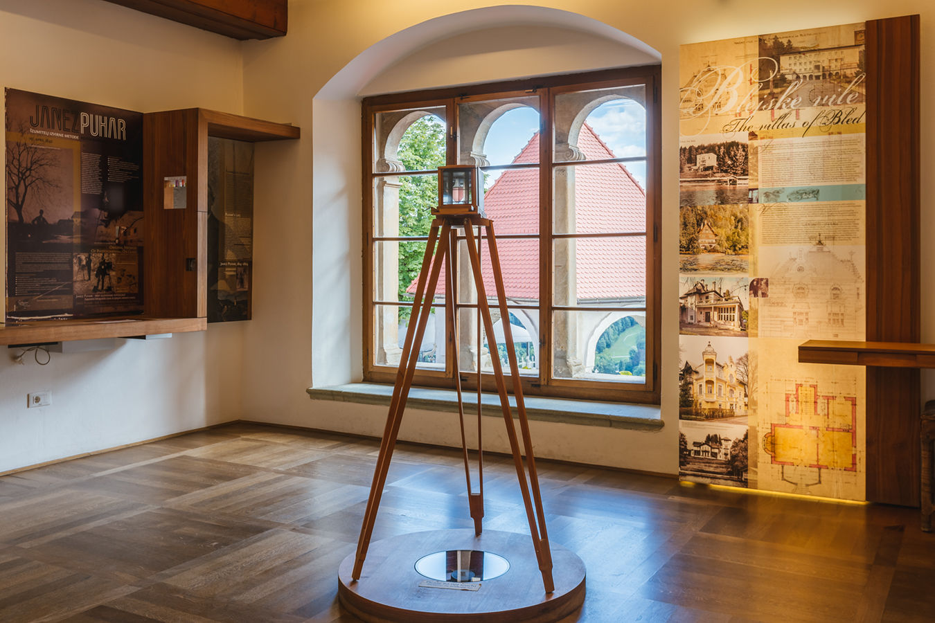 16. Museum - room 6: images of Bled and famous villas